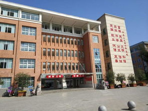 号称世界高考工厂,学生挤破头也进不去,考上清华大学奖励30万